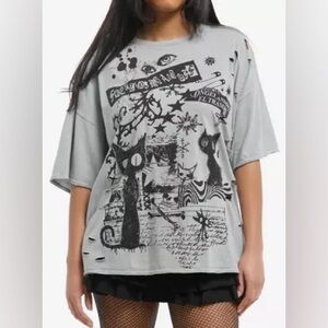 Hot Topic Social Collision Gray Graphic Cat T-Shirt small cut out oversized